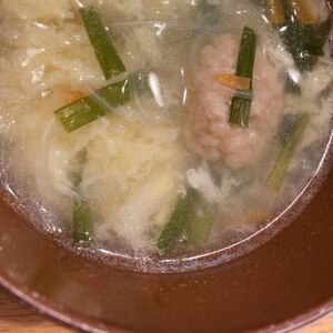冷凍餃子を使って簡単中華スープ